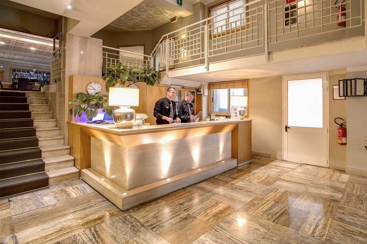 Hotel Delle Nazioni Florens Exteriör bild